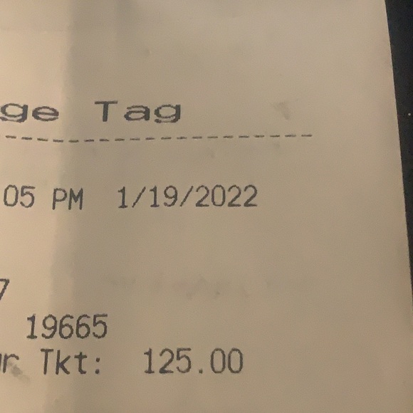 ❌SOLD DKNY Abbi Sneakers - Picture 5 of 10